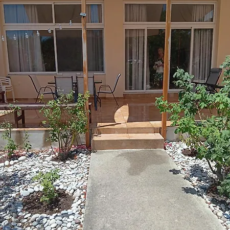 Giulia's House Θεολόγος